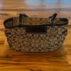 Authentic Coach Pleated East West Gallery Signature Handbag Brown with bag EUC